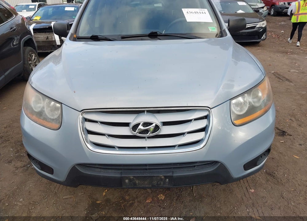 2010 HYUNDAI SANTA FE GLS VIN: 5NMSG3AB8AH383824