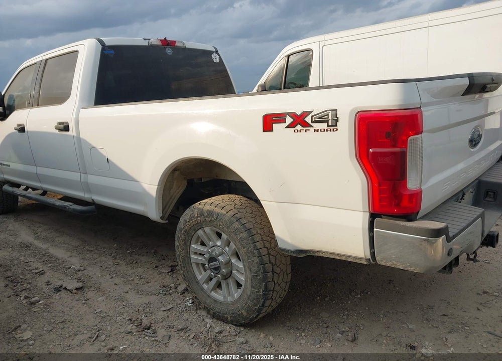 2018 FORD F-250 VIN: 1FT7W2BT1JEC39173