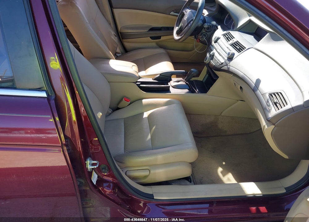 2010 HONDA ACCORD 2.4 LX VIN: 1HGCP2F32AA056458
