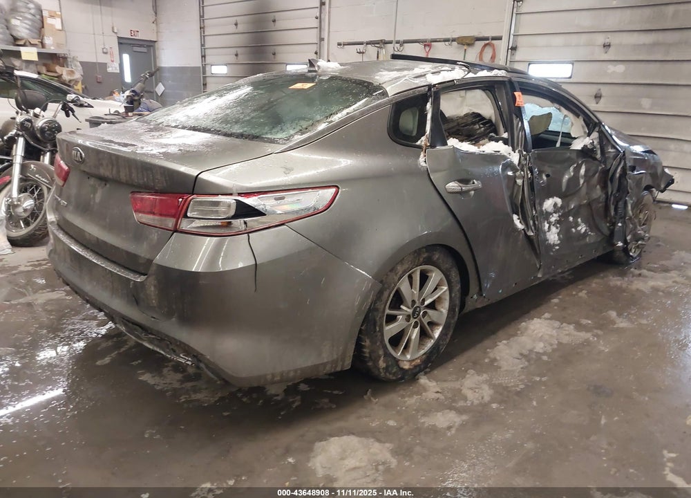 2016 KIA OPTIMA LX VIN: 5XXGT4L30GG109490