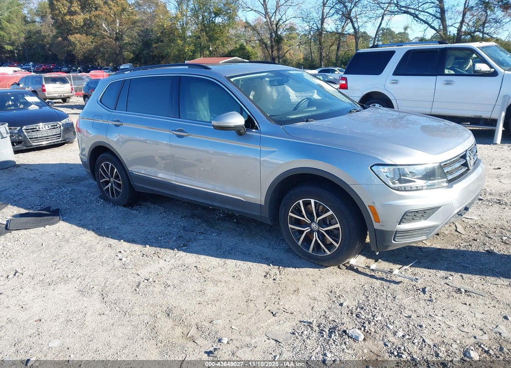 2021 VOLKSWAGEN TIGUAN VIN: 3VV3B7AX0MM030521