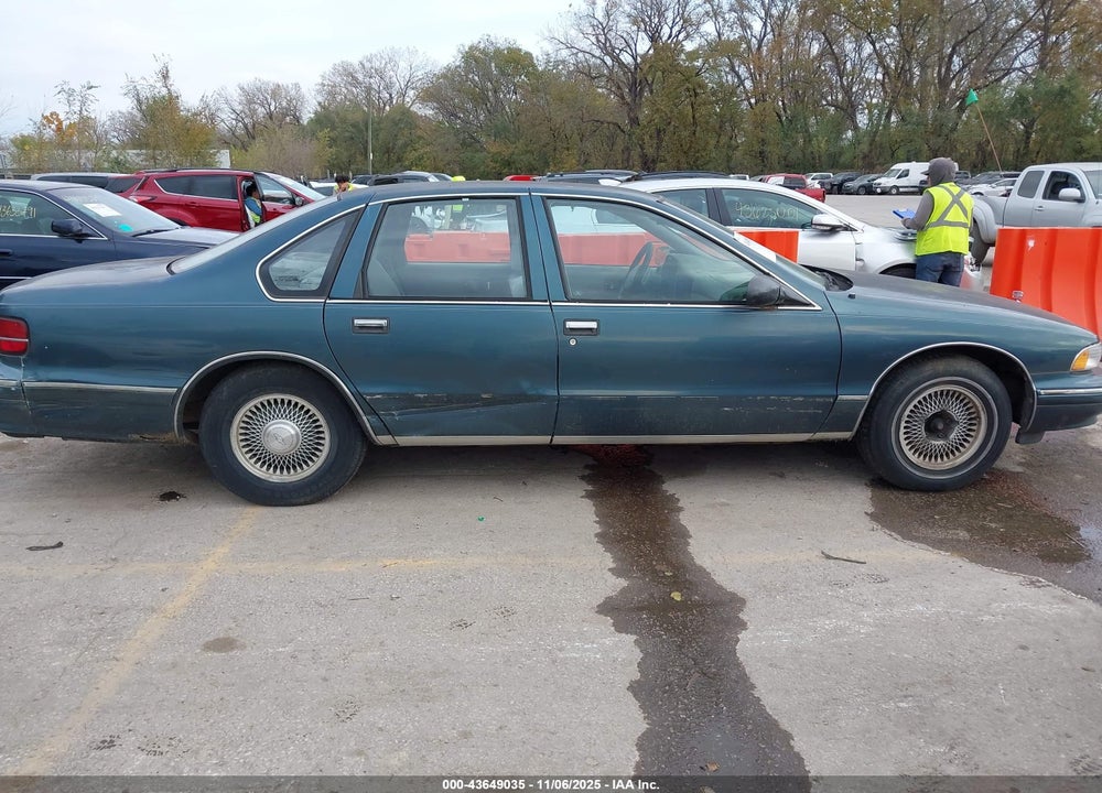 1996 CHEVROLET CAPRICE CLASSIC VIN: 1G1BL52W6TR163503