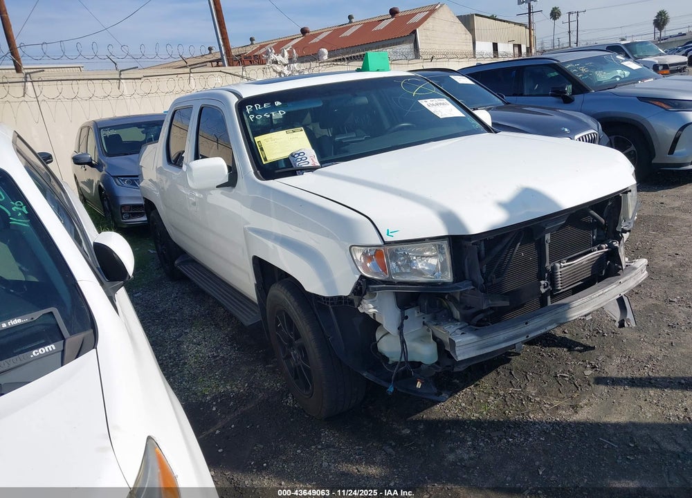 2011 HONDA RIDGELINE RTL VIN: 5FPYK1F52BB002415