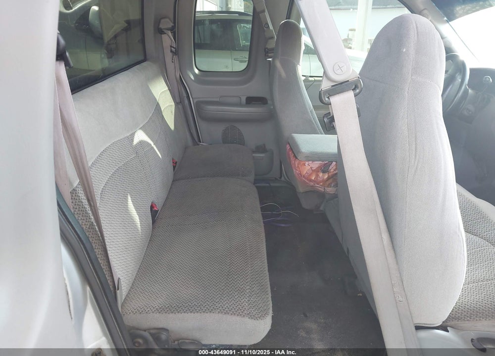 2000 FORD F-150 XL/XLT VIN: 2FTZX0729YCA26689