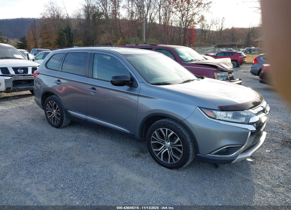 2017 MITSUBISHI OUTLANDER ES VIN: JA4AD2A39HZ050362