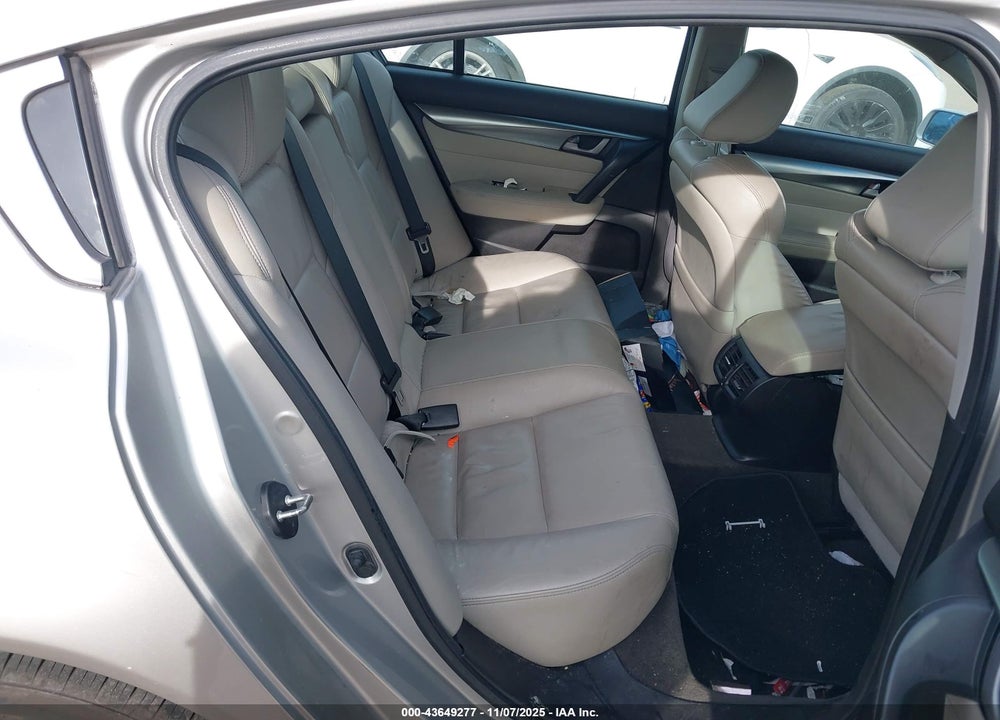 2011 ACURA TL 3.7 VIN: 19UUA9F20BA000722