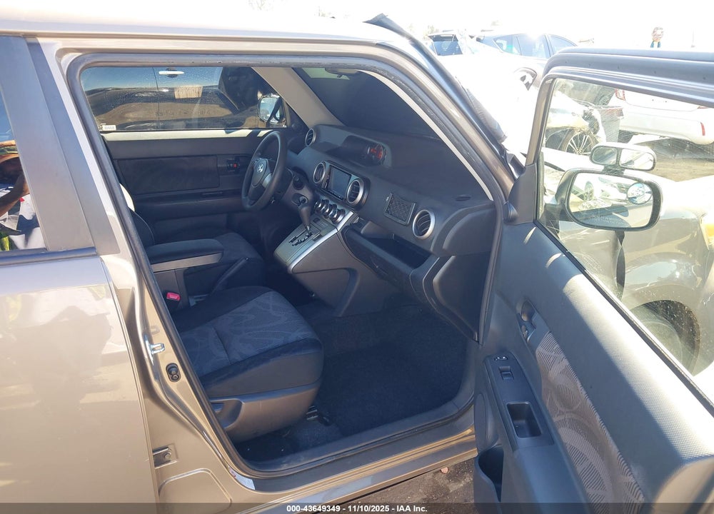 2014 SCION XB VIN: JTLZE4FE1EJ062046