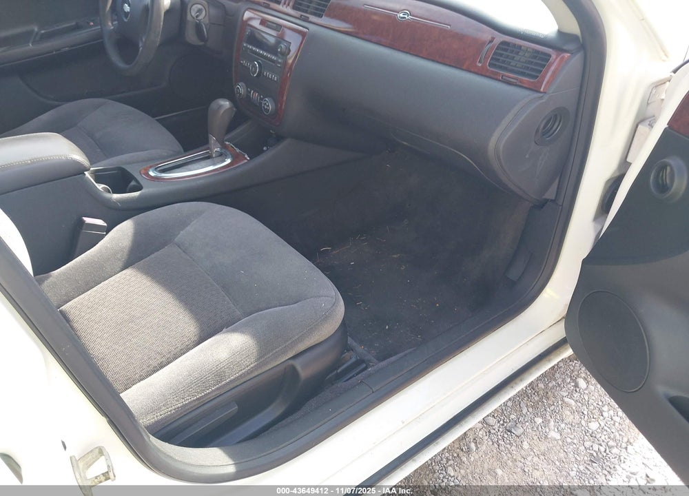 2008 CHEVROLET IMPALA VIN: 2G1WT55K381216555