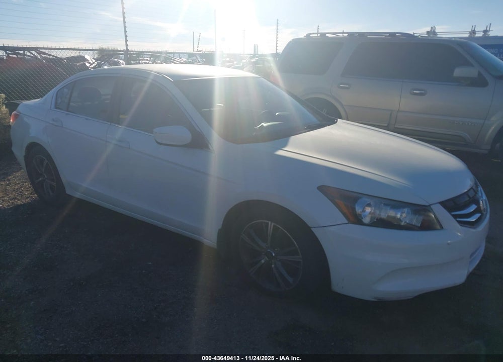 2011 HONDA ACCORD 2.4 LX VIN: 1HGCP2F33BA064022
