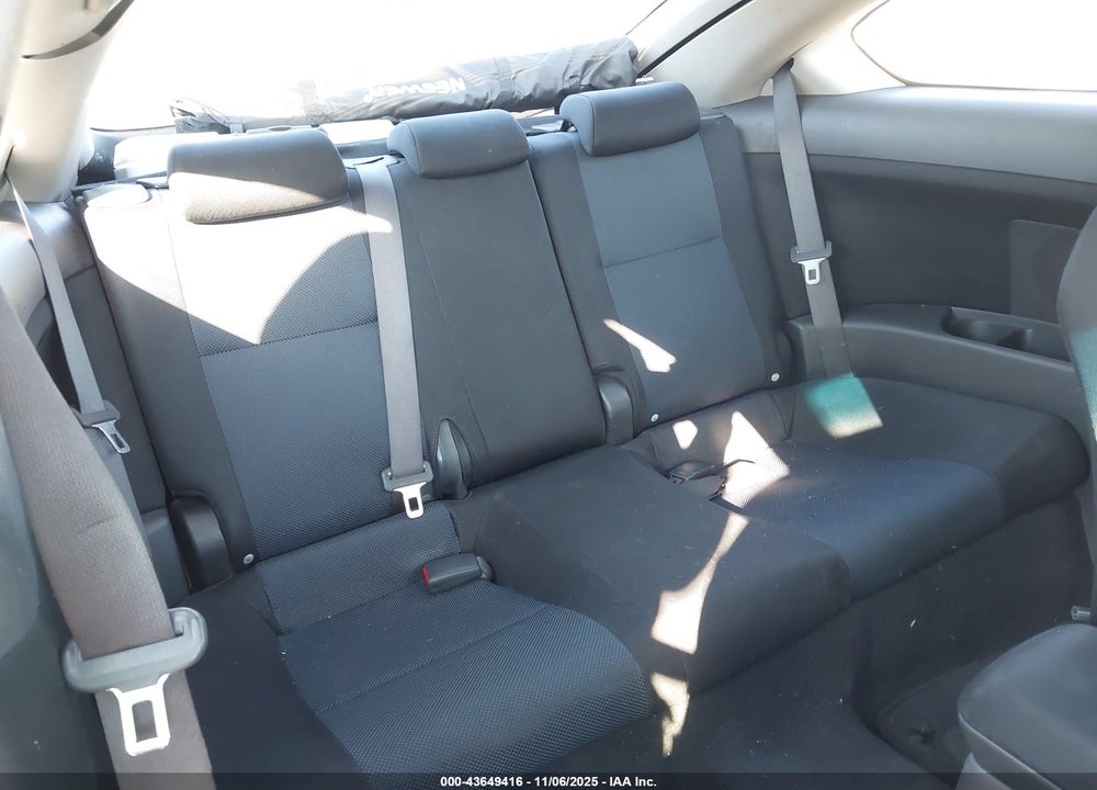 2007 SCION TC VIN: JTKDE177970198804