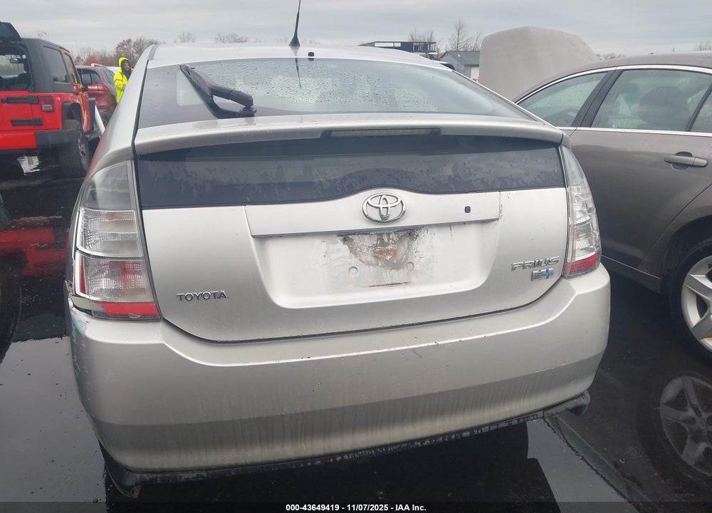 2004 TOYOTA PRIUS VIN: JTDKB20U040056110