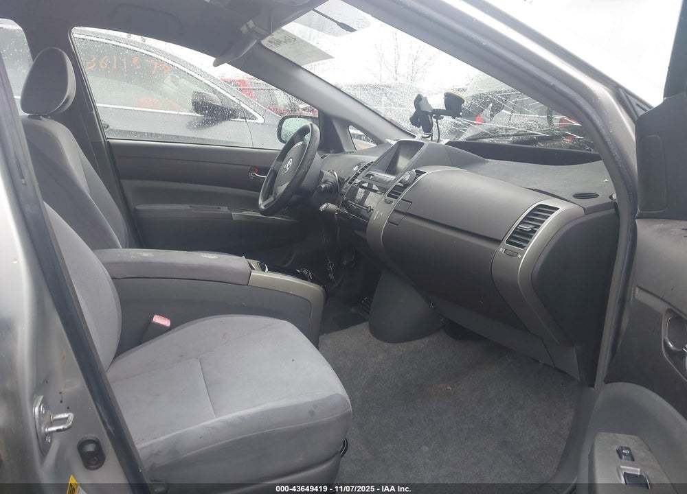 2004 TOYOTA PRIUS VIN: JTDKB20U040056110