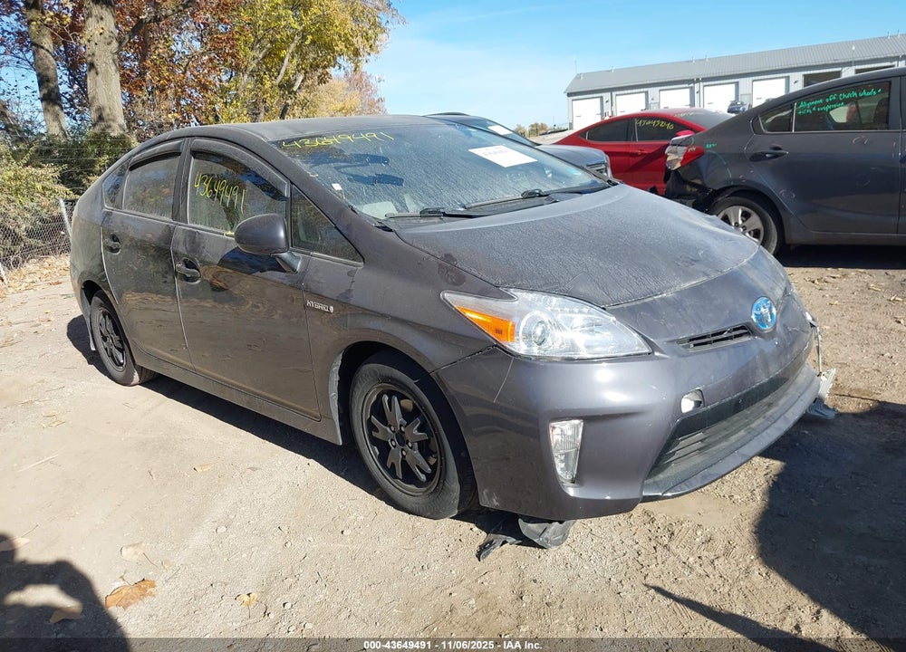 2014 TOYOTA PRIUS TWO VIN: JTDKN3DU0E1757992