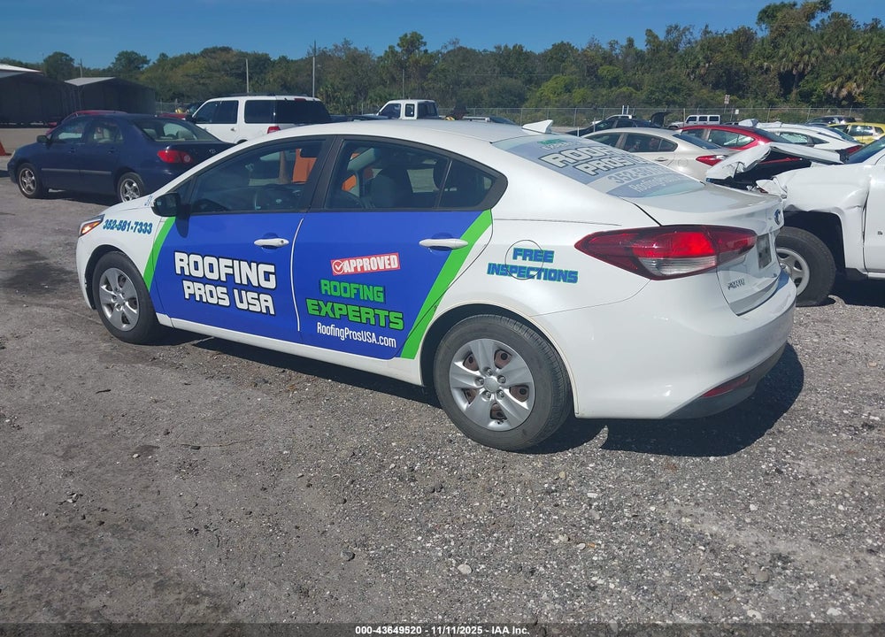 2018 KIA FORTE LX VIN: 3KPFL4A7XJE181718