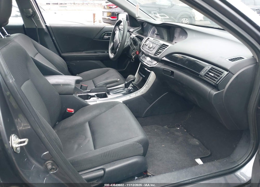 2017 HONDA ACCORD LX VIN: 1HGCR2F37HA184084