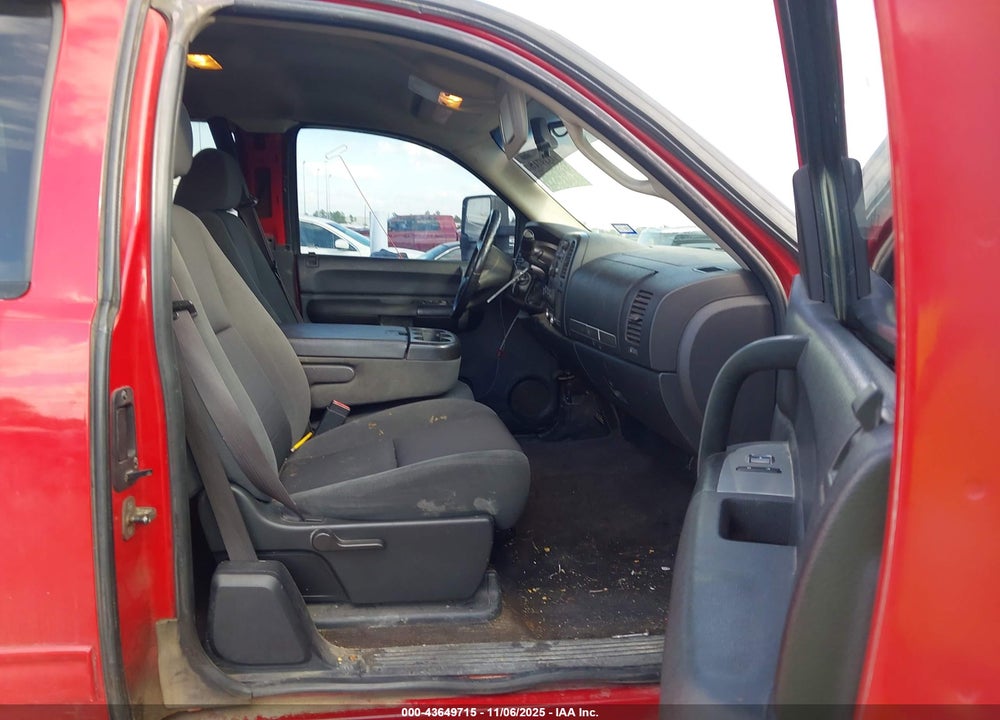 2009 CHEVROLET SILVERADO 2500HD LT VIN: 1GCHK59659E160053