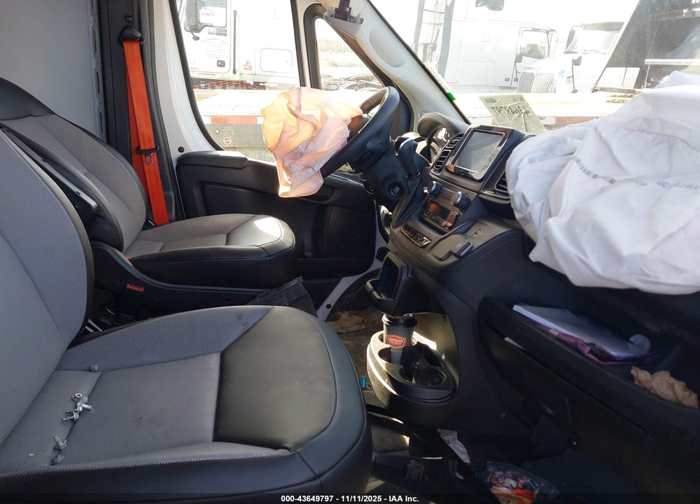 2023 RAM PROMASTER 3500 CARGO VAN SUPER HIGH ROOF 159 WB EXT VIN: 3C6MRVZG8PE587156