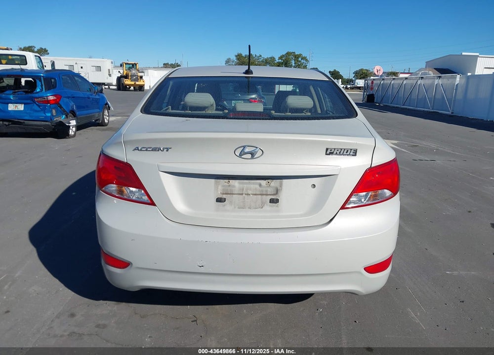 2016 HYUNDAI ACCENT SE VIN: KMHCT4AE1GU078601