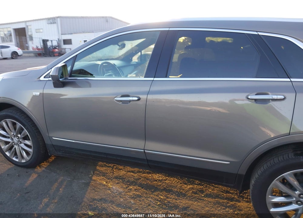 2019 CADILLAC XT5 PLATINUM VIN: 1GYKNGRS0KZ215006