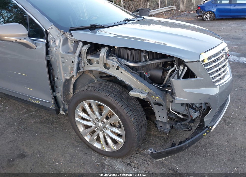 2019 CADILLAC XT5 PLATINUM VIN: 1GYKNGRS0KZ215006