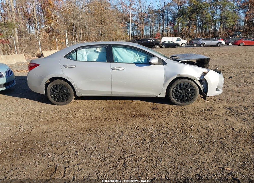 2019 TOYOTA COROLLA LE VIN: 2T1BURHE3KC241660