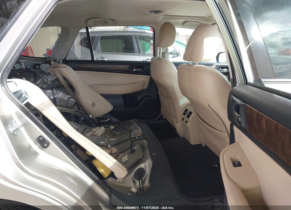 2015 SUBARU OUTBACK 3.6R LIMITED VIN: 4S4BSENC7F3306523