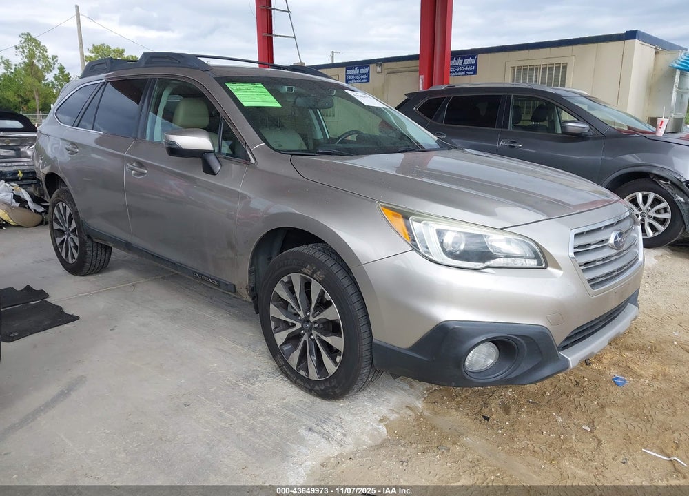 2015 SUBARU OUTBACK 3.6R LIMITED VIN: 4S4BSENC7F3306523