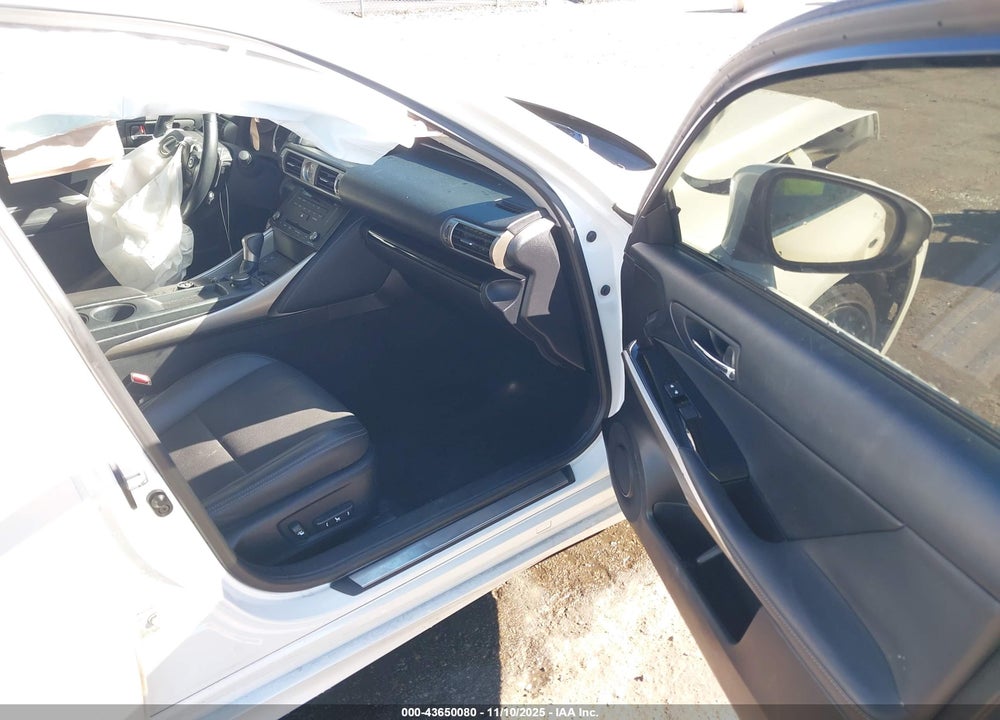 2015 LEXUS IS 250 VIN: JTHBF1D27F5048257