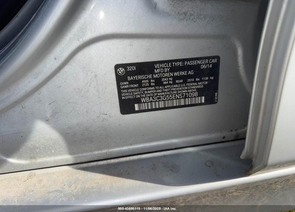 2014 BMW 3 SERIES VIN: WBA3C3G55ENS71098
