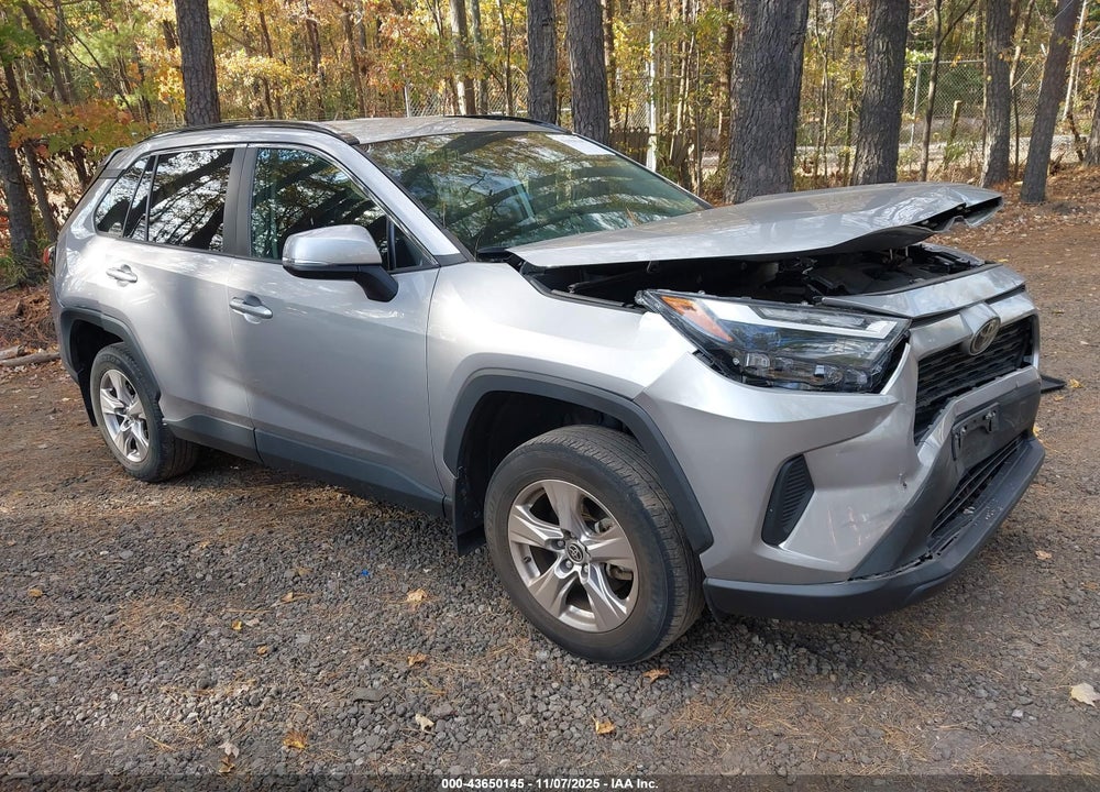 2022 TOYOTA RAV4 XLE VIN: 2T3P1RFV5NC307333