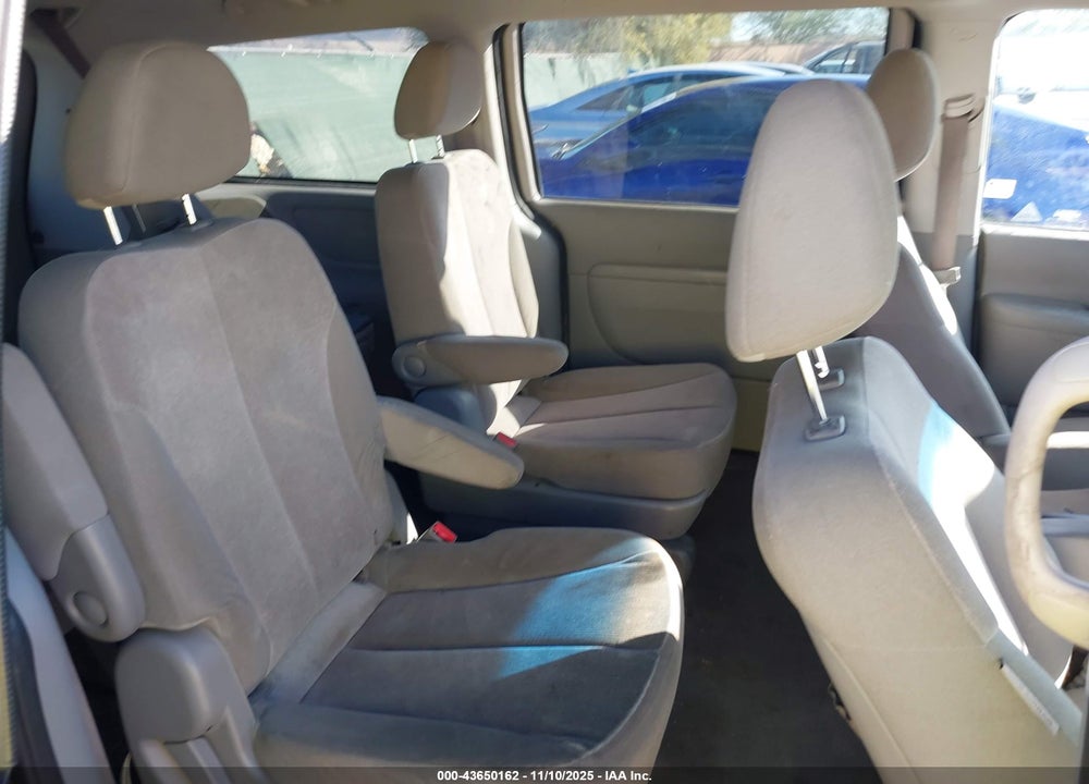 2014 KIA SEDONA LX VIN: KNDMG4C72E6542959