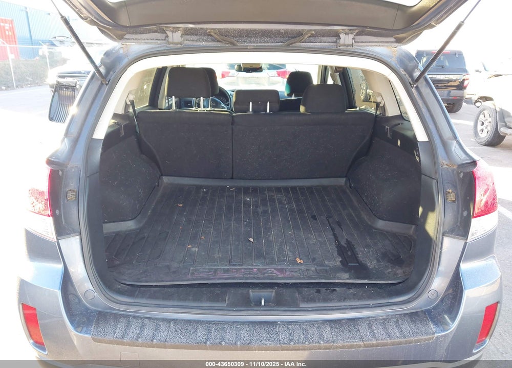 2013 SUBARU OUTBACK 2.5I PREMIUM VIN: 4S4BRCCC2D3204658