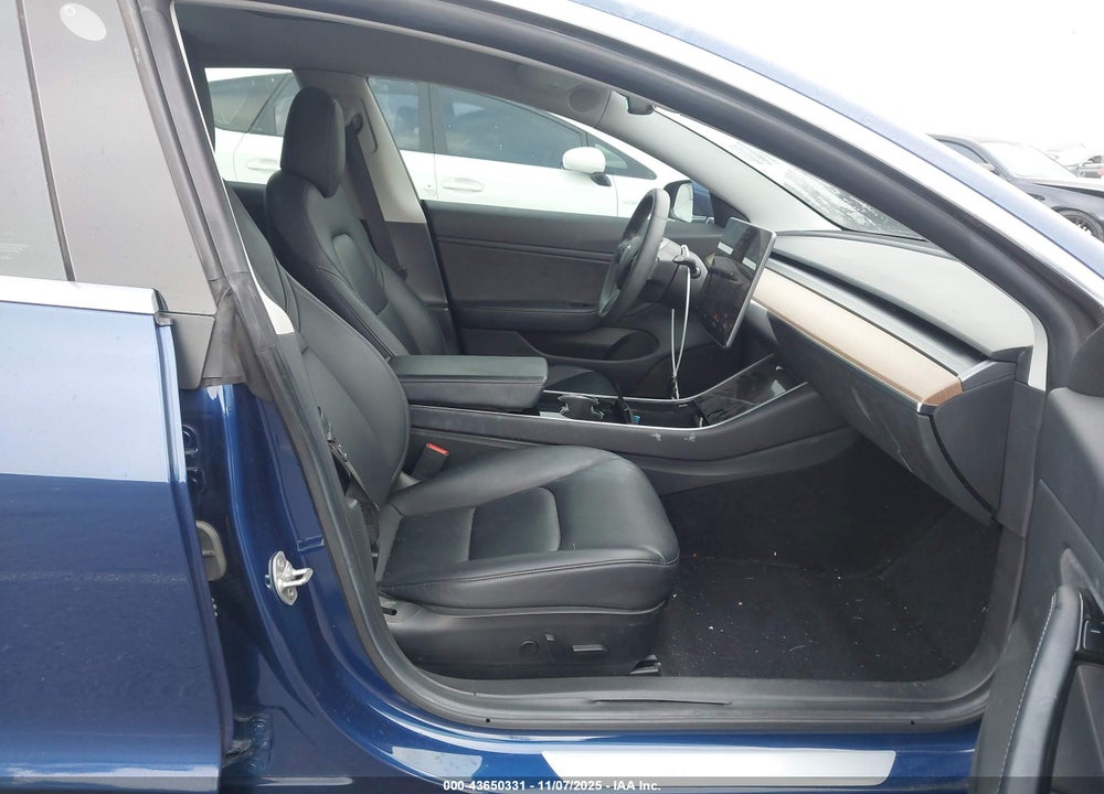2019 TESLA MODEL 3 LONG RANGE/PERFORMANCE VIN: 5YJ3E1EB3KF442189