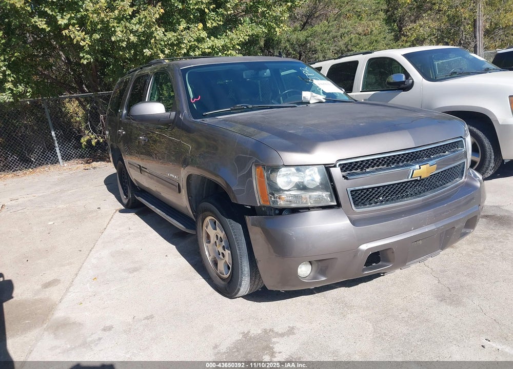 2013 CHEVROLET TAHOE LT VIN: 1GNSCBE03DR337582