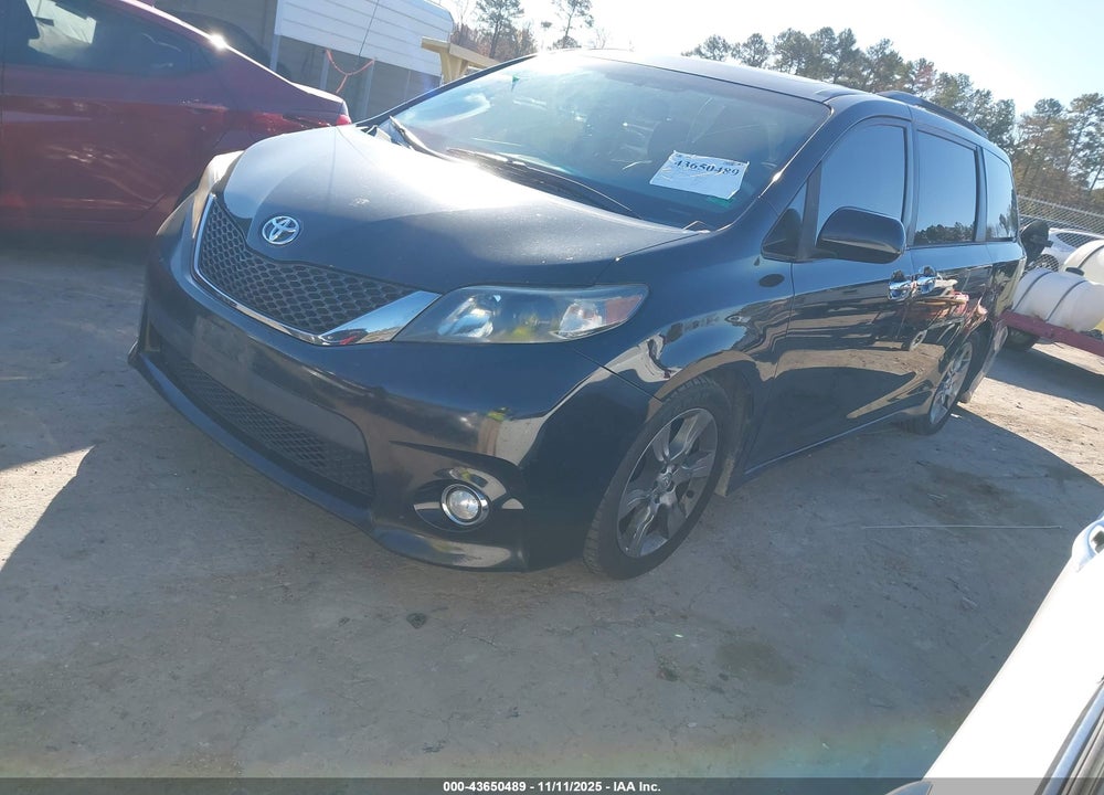 2014 TOYOTA SIENNA SE 8 PASSENGER VIN: 5TDXK3DC9ES426577