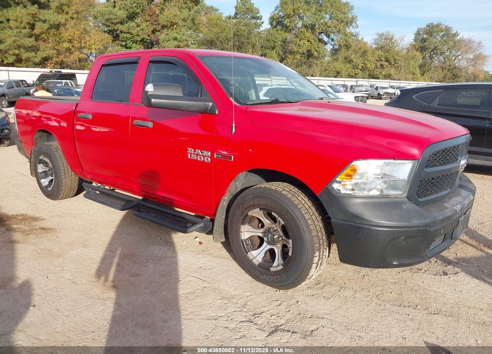 2018 RAM 1500 VIN: 1C6RR6KM6JS278351