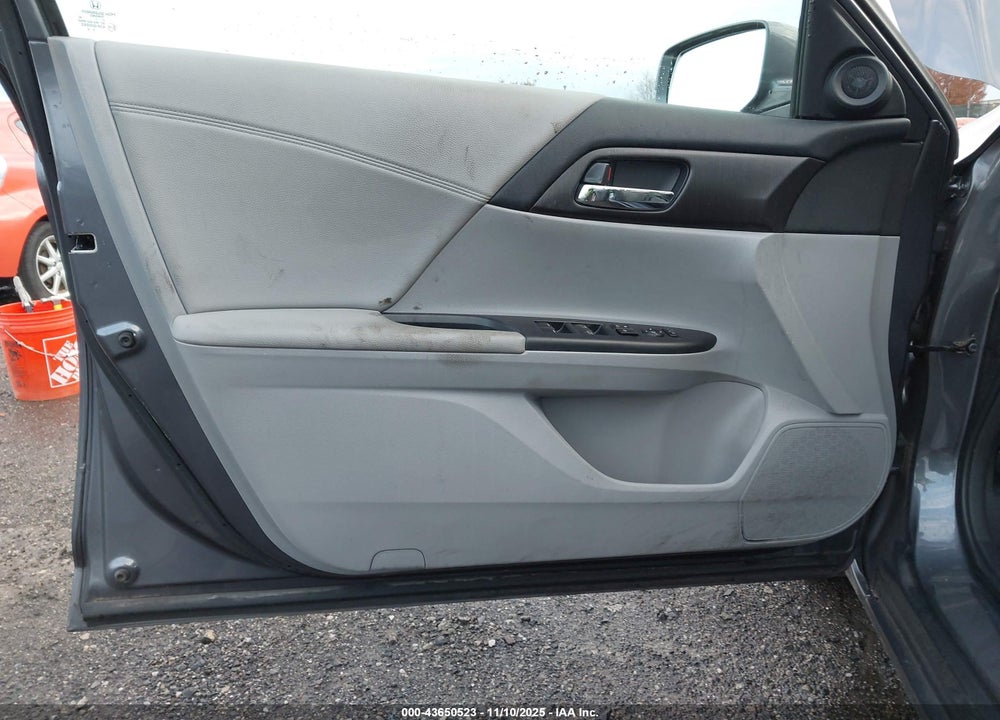 2013 HONDA ACCORD EX VIN: 1HGCR2F70DA083157