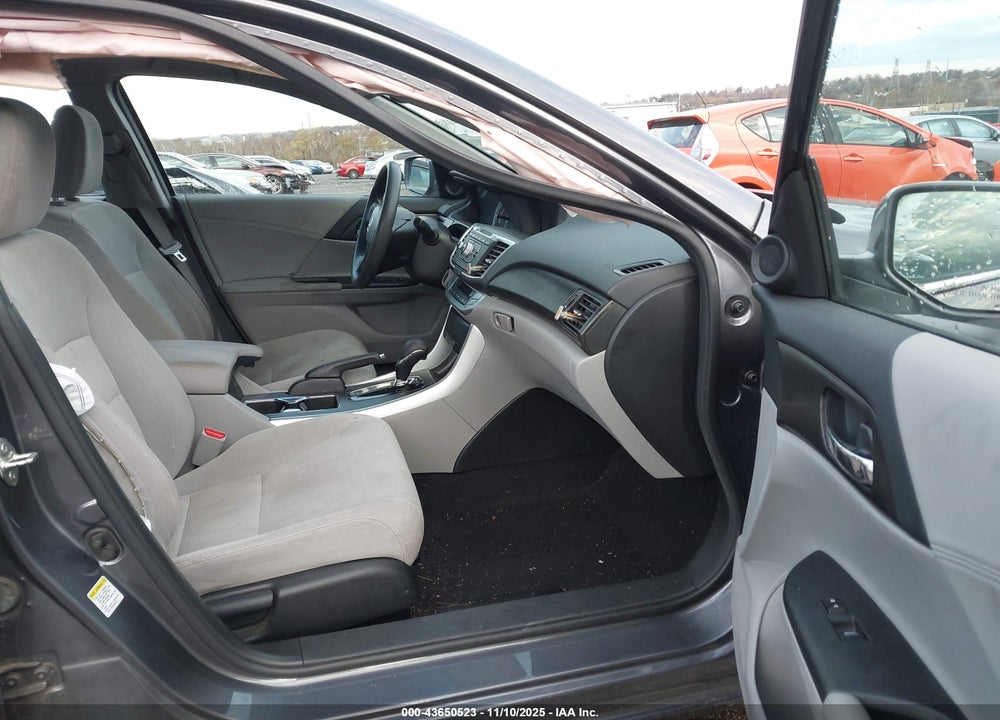 2013 HONDA ACCORD EX VIN: 1HGCR2F70DA083157