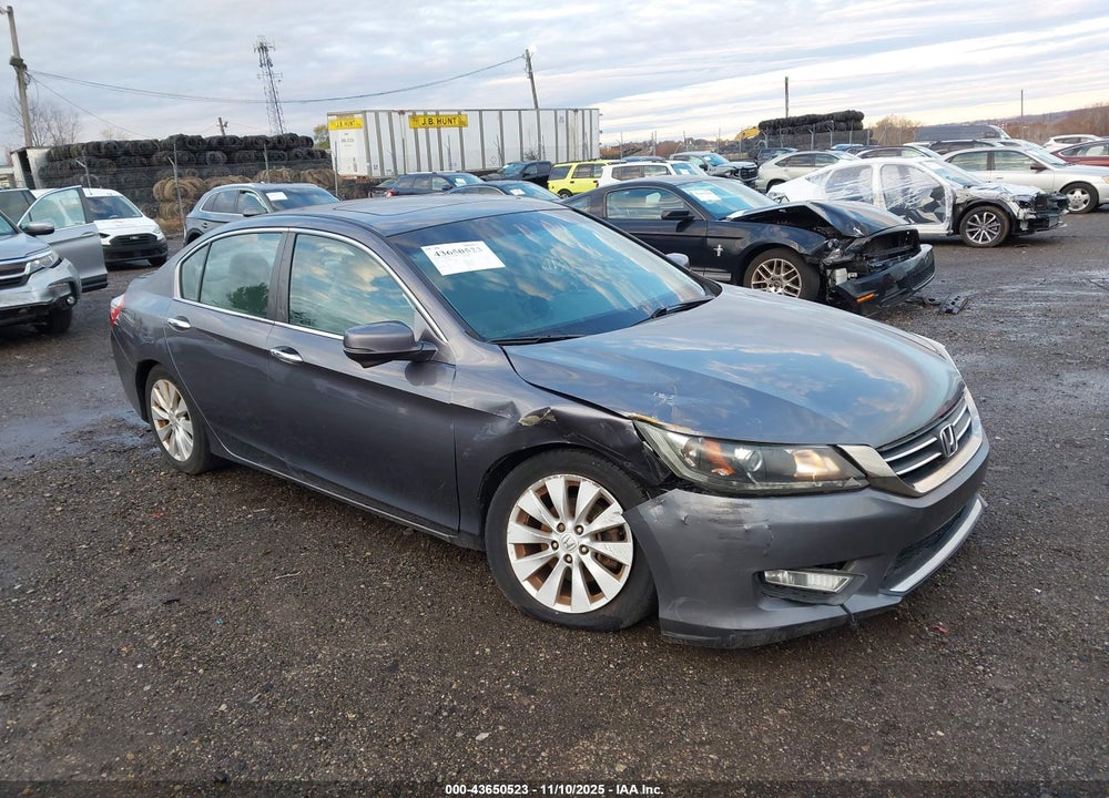 2013 HONDA ACCORD EX VIN: 1HGCR2F70DA083157