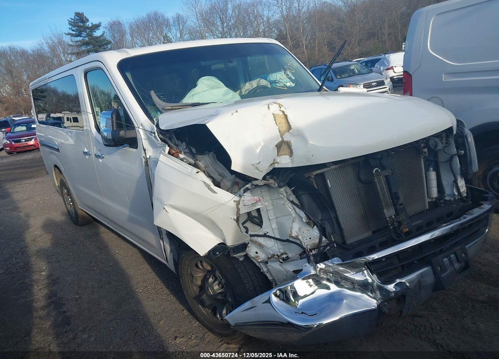 2015 NISSAN NV PASSENGER NV3500 HD SV V6 VIN: 5BZBF0AA4FN850241