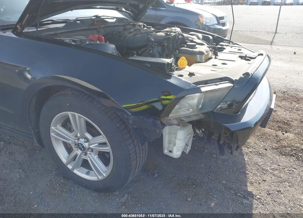 2014 FORD MUSTANG VIN: 1ZVBP8AM8E5212236