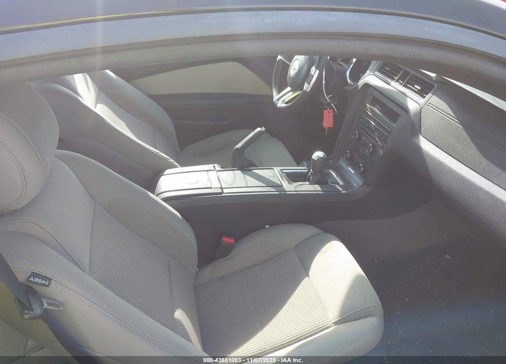 2014 FORD MUSTANG VIN: 1ZVBP8AM8E5212236