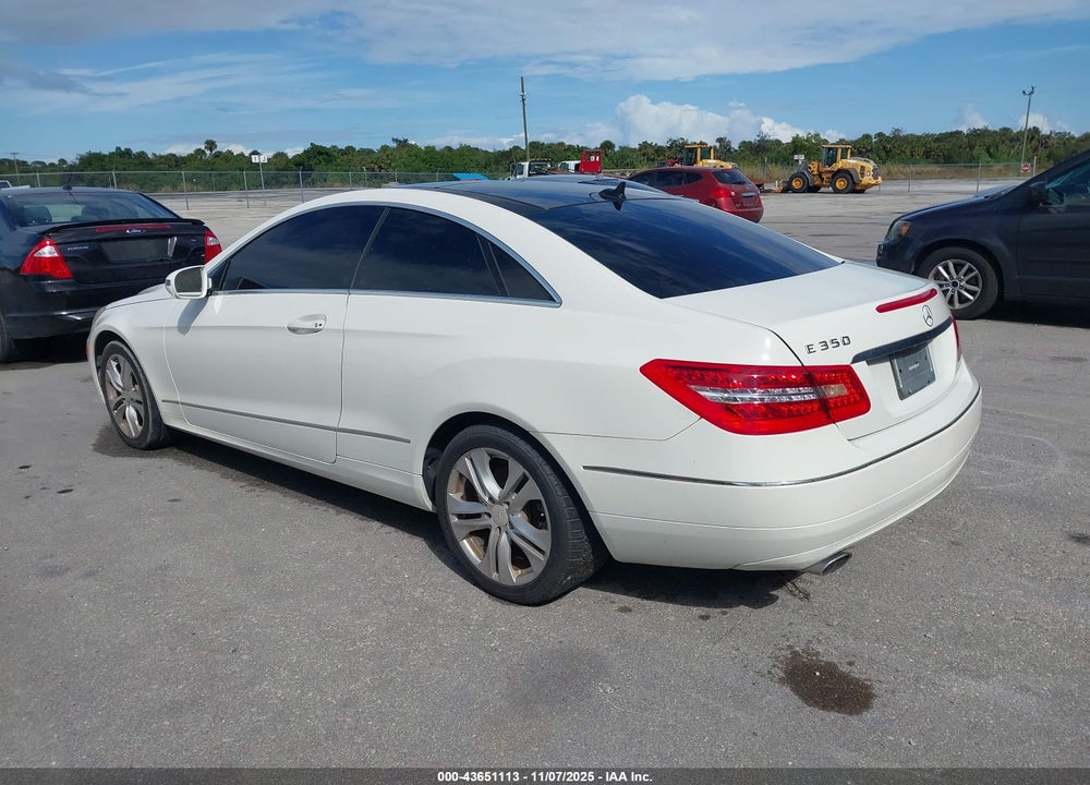 2010 MERCEDES-BENZ E 350 VIN: WDDKJ5GB8AF002870