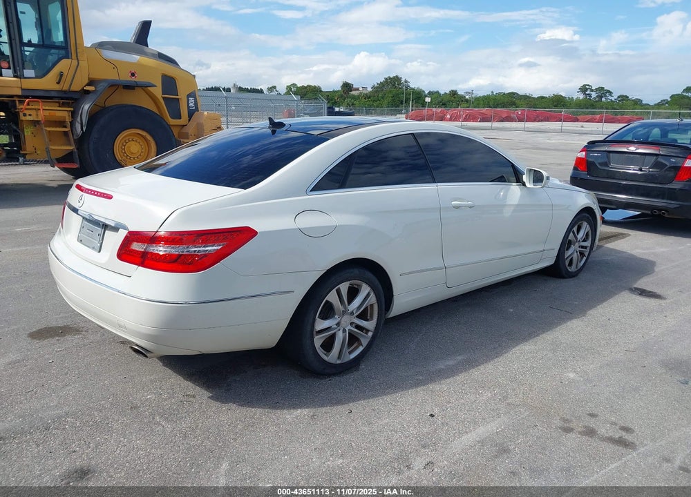 2010 MERCEDES-BENZ E 350 VIN: WDDKJ5GB8AF002870