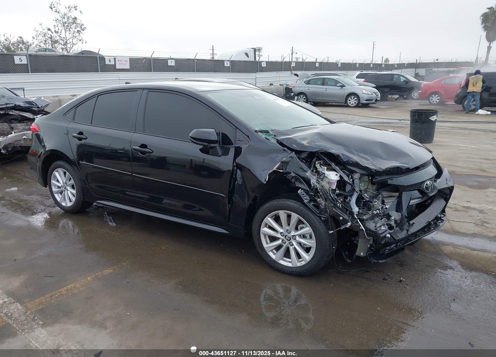 2026 TOYOTA COROLLA LE VIN: 5YFB4MDEXTP359781