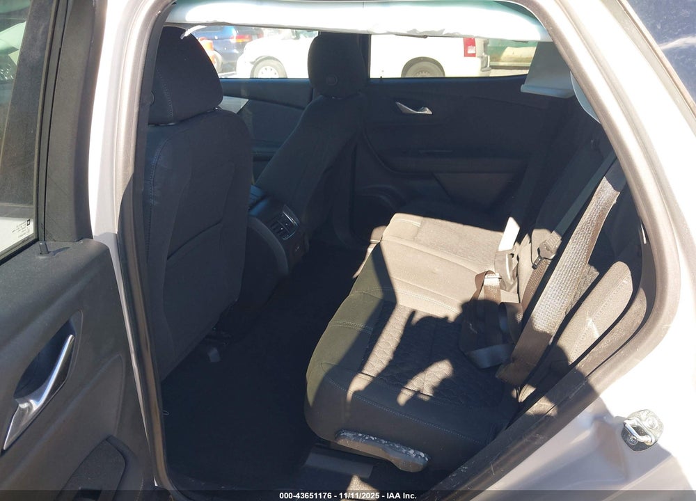 2021 CHEVROLET BLAZER VIN: 3GNKBHR44MS587106