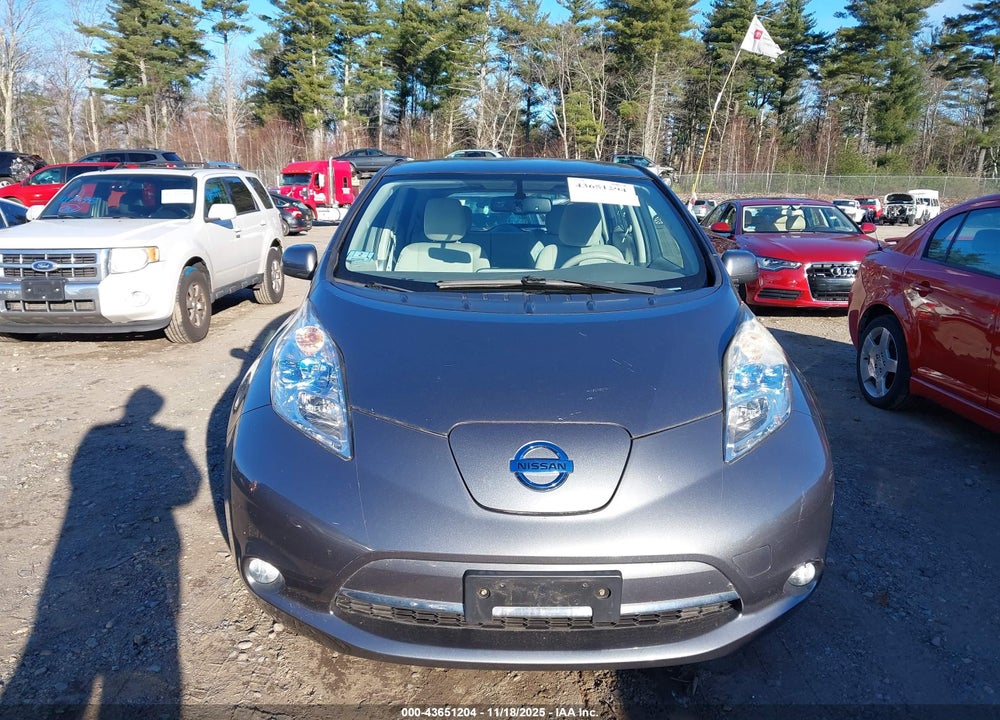 2015 NISSAN LEAF SV VIN: 1N4AZ0CP2FC313731