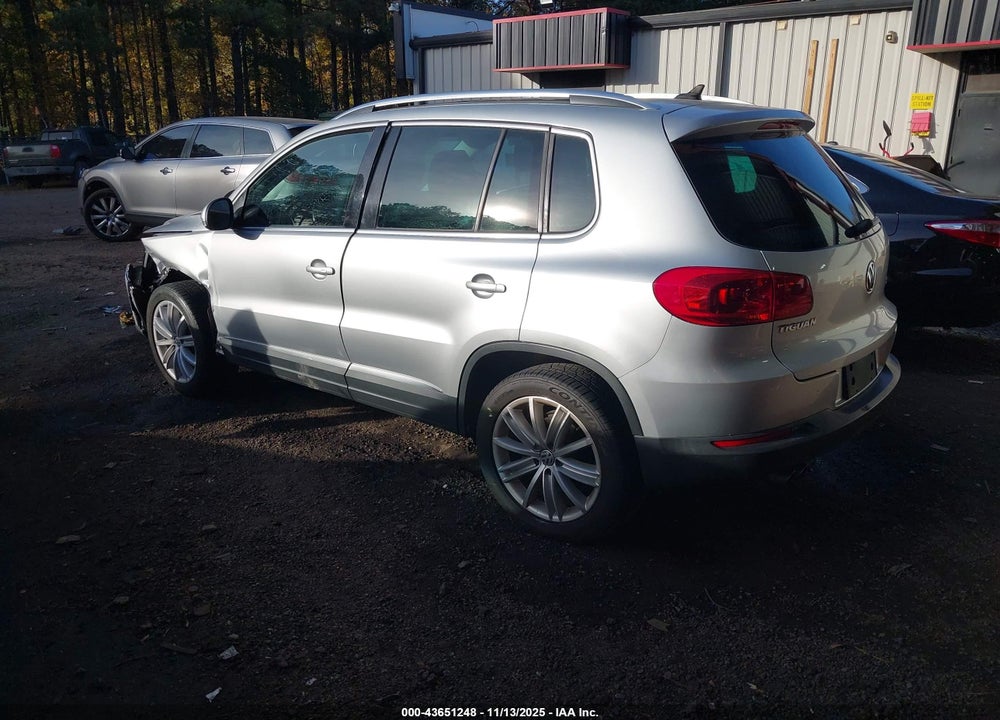 2015 VOLKSWAGEN TIGUAN SE VIN: WVGAV7AX1FW563554