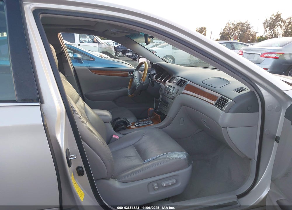 2005 LEXUS ES 330 VIN: JTHBA30G655091112