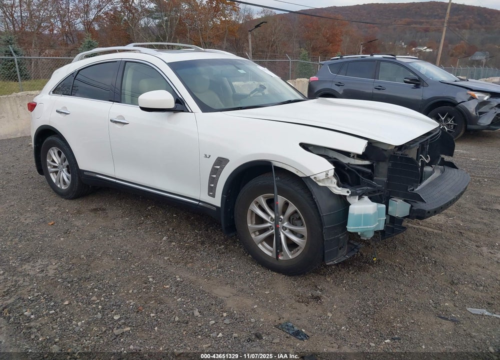 2014 INFINITI QX70 VIN: JN8CS1MU9EM450843